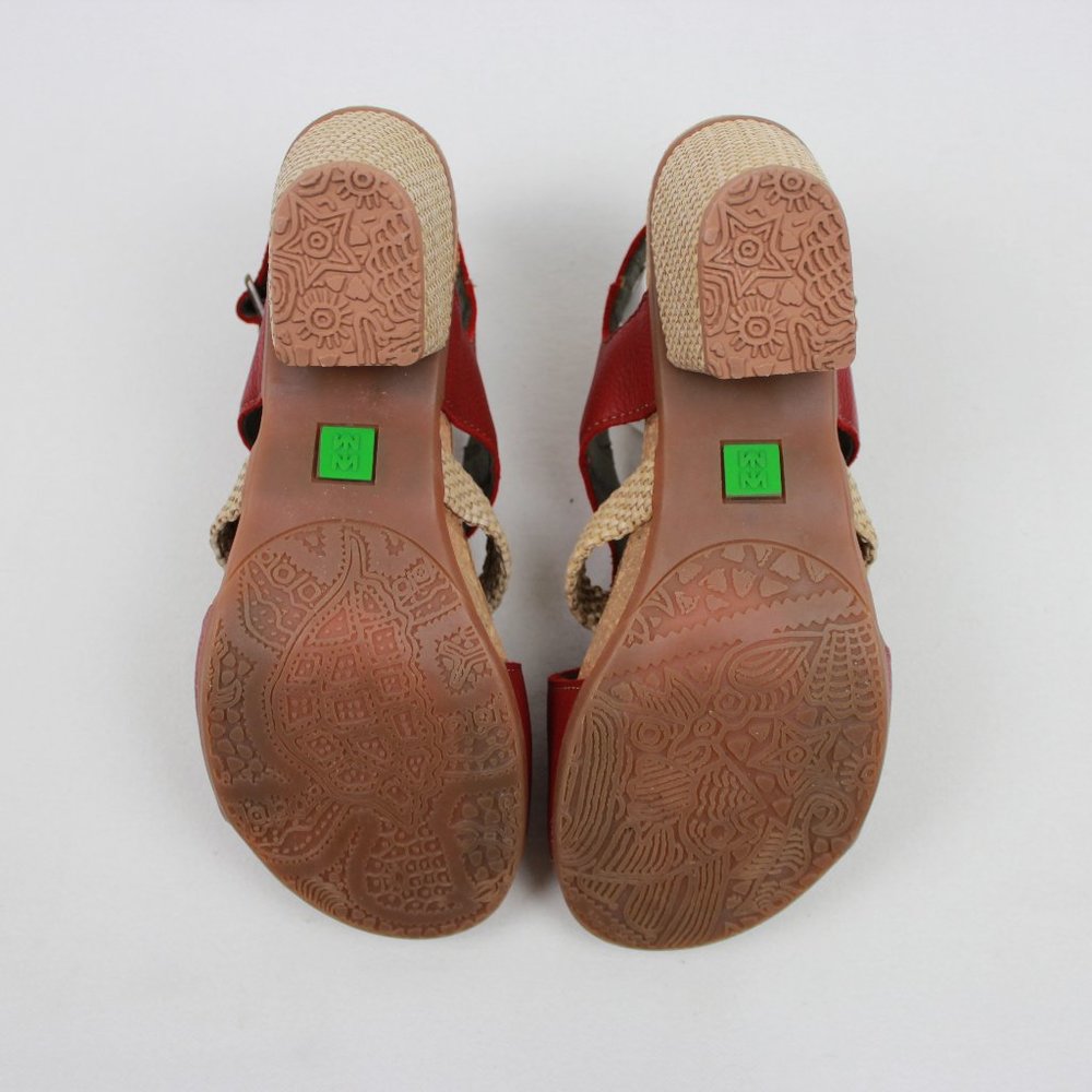 El Naturalista Red Ivory Chunky Heel Leather Sandals - Picture 8 of 15